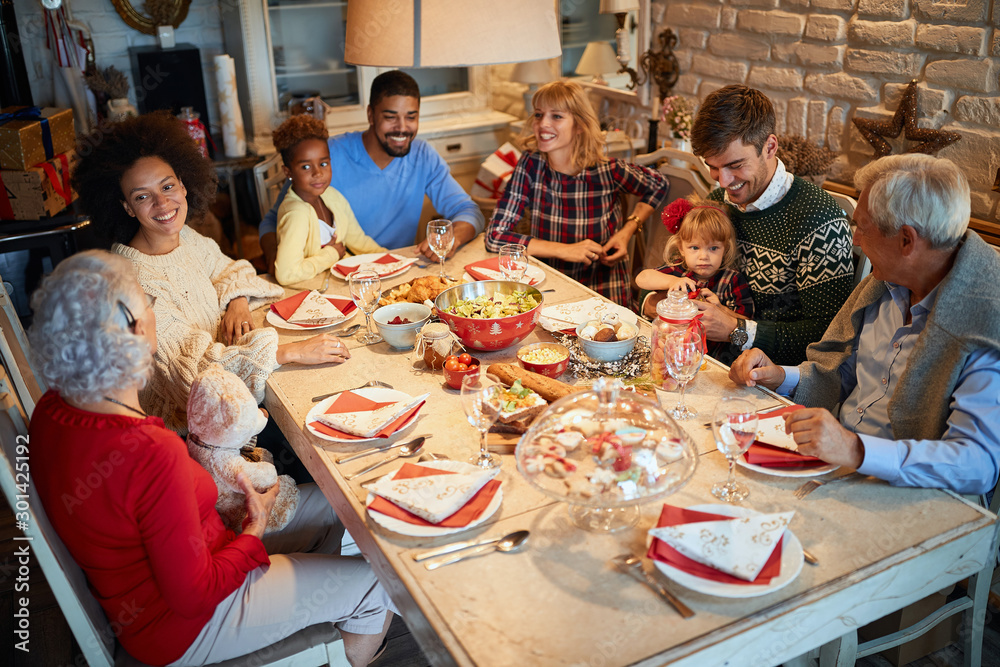 How CBD Can Help You Deal with Family Over the Holidays